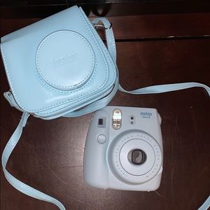 Like new instax mini 8 camera with case